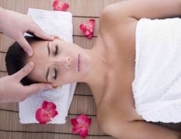 entspannende massagen frankfurt Wansabay Thaimassage & Spa