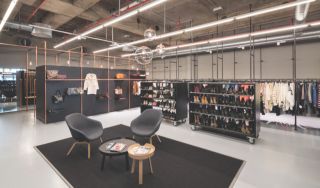 koffer outlets frankfurt Zalando Outlet Store Frankfurt