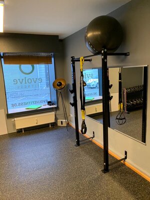 personal trainers at home in frankfurt Evolve Fitness Frankfurt