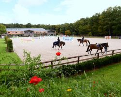 horse riding lessons frankfurt Melisa Internationales Reitzentrum GmbH