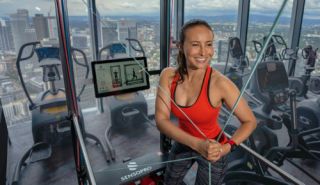 fitnessstudios im freien frankfurt PRIME TIME fitness MAIN TOWER