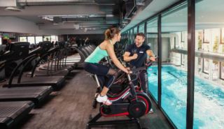 fitnessstudios mit schwimmbad frankfurt PRIME TIME fitness Berger Straße