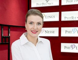 professionelle make up akademien frankfurt PhiAcademy Germany by Nicole Kern!